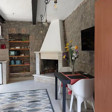 Apartamento Rifugio Delle Brunorie Etrusche - Affitti Brevi Italia Montefiascone